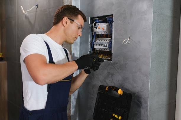 Best Local Electrician Companies  in Watts Mills, SC